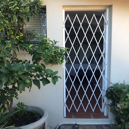 Just A Bed Apartment Stellenbosch Exterior photo
